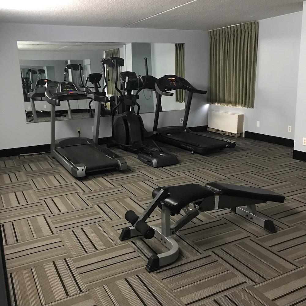Quality Inn & Suites Mansfield Bagian luar foto