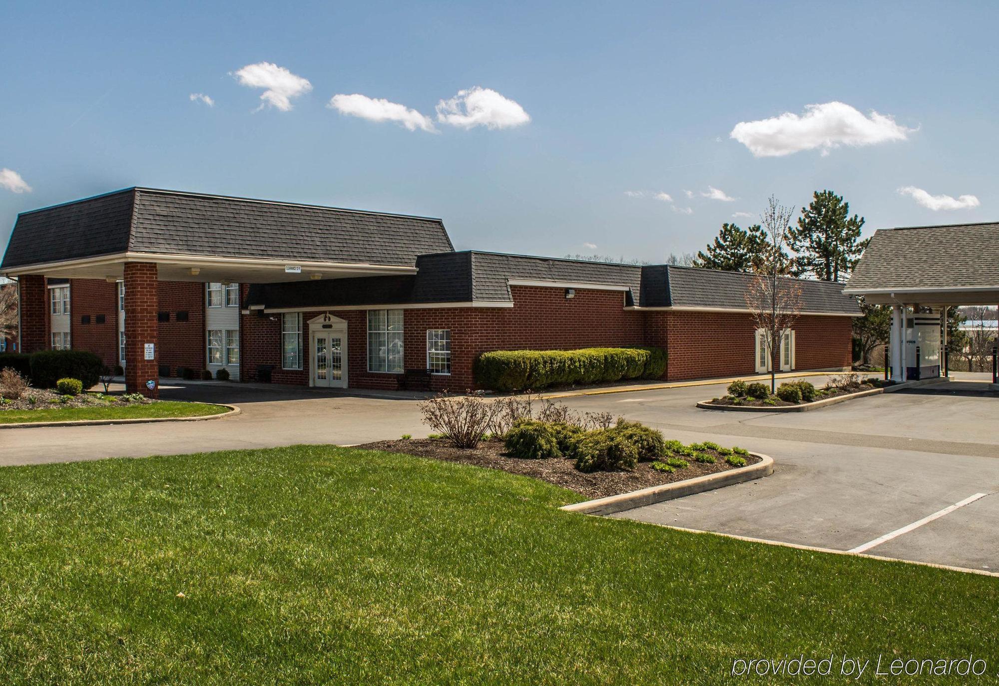 Quality Inn & Suites Mansfield Bagian luar foto